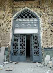 درب چهارلنگه بازشو گره سازی شده به ارتفاع ۶٫۴۵متر وعرض۳٫۲۰برای اهواز