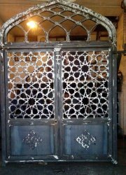 در آهنی دولنگه بازشو گره چینی شده حسینیه دماوند