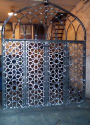 پنجره گره چینی 5